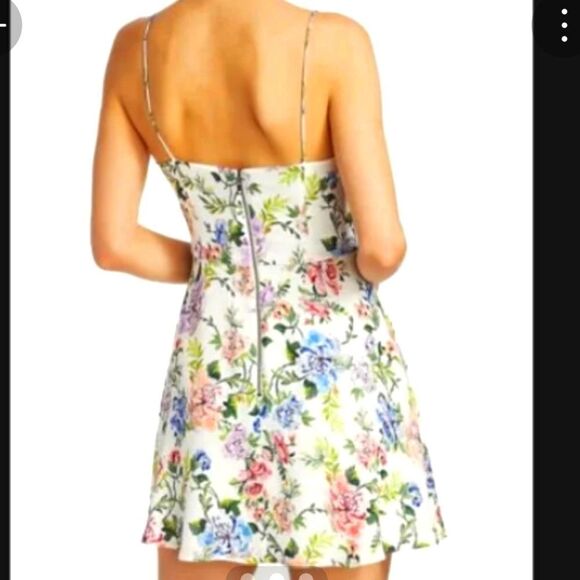 Alice + Olivia Trixxie Floral Dress NWT SIZE 14 - Picture 4 of 8